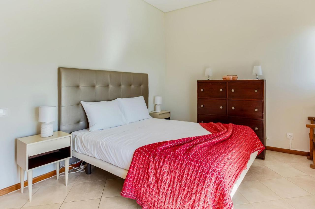 View 2 Bdr W/balcony By Lovelystay Apartment